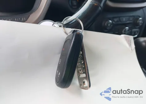 2015 Jeep Cherokee Limited from USA, damaged, VIN 1C4PJMDBXFW718501